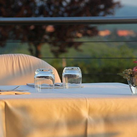 Il Vigneto Guest House Roddi Exterior photo